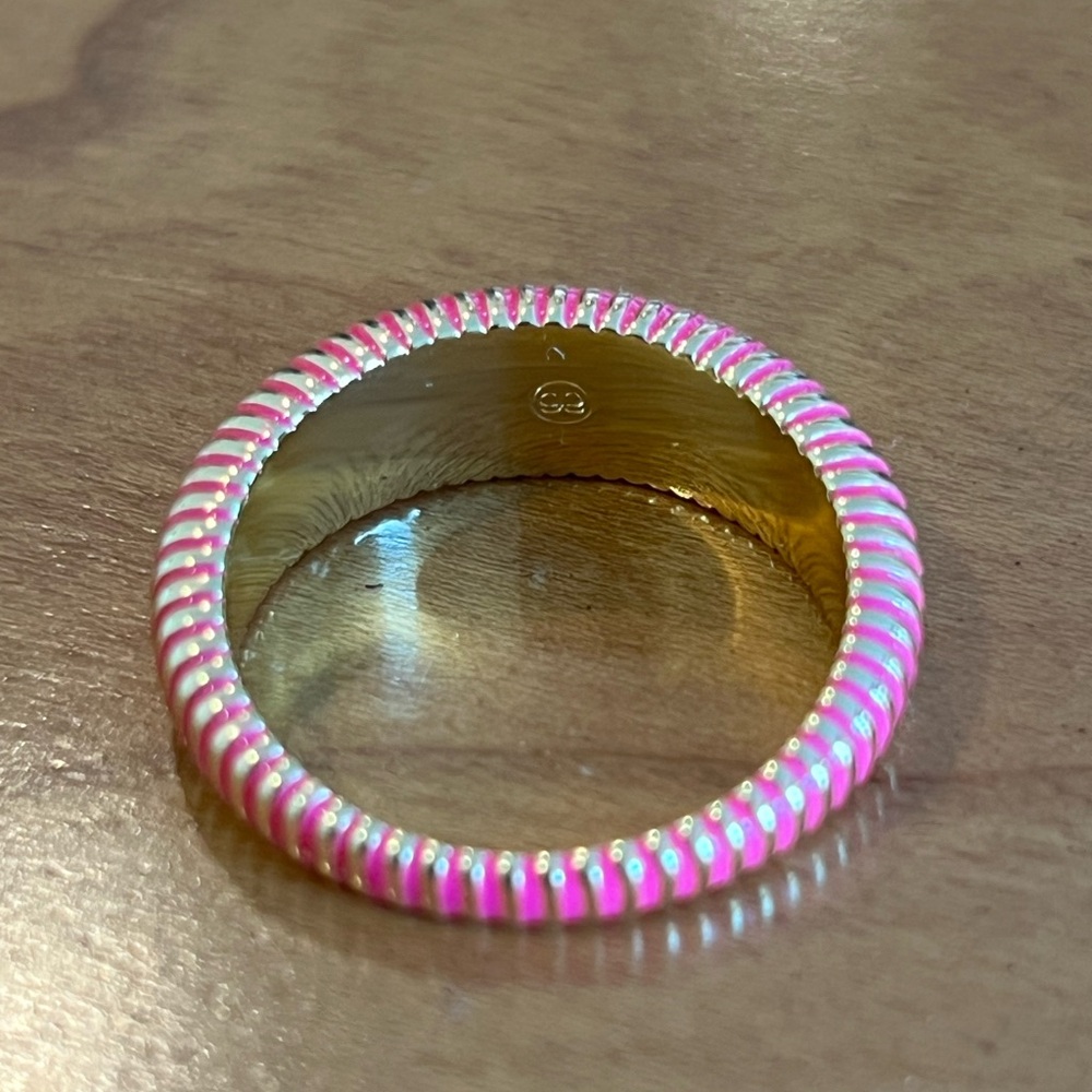 NWOT Gorjana Catalina Enamel Ring, Gold, Pink, Size 7, 9, Classic - Picture 4 of 4